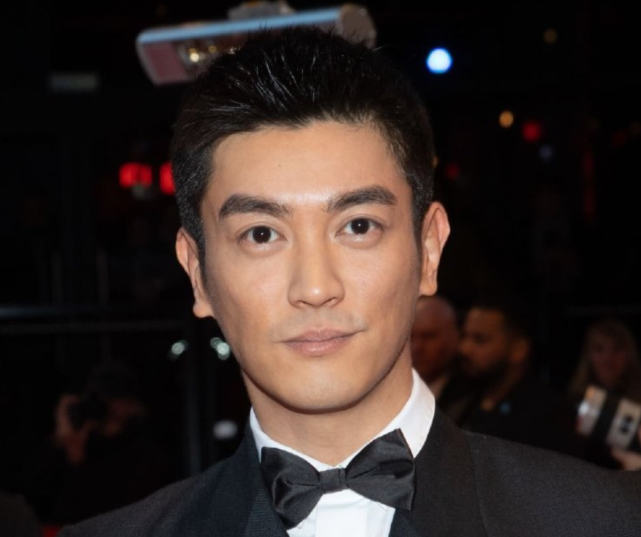 眼睛越大越不好看的男明星,曾舜晞比例不自然,杜江被老婆亲自吐槽