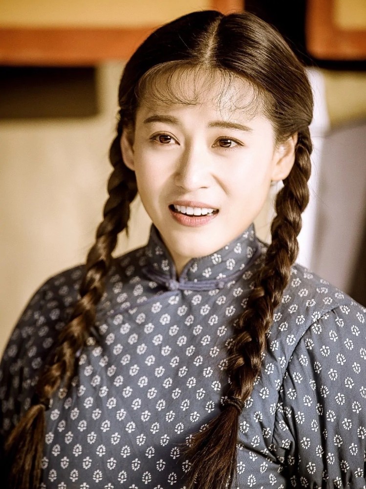 颜丹晨的精致妆容可能是央视大剧青山不墨的败笔之一