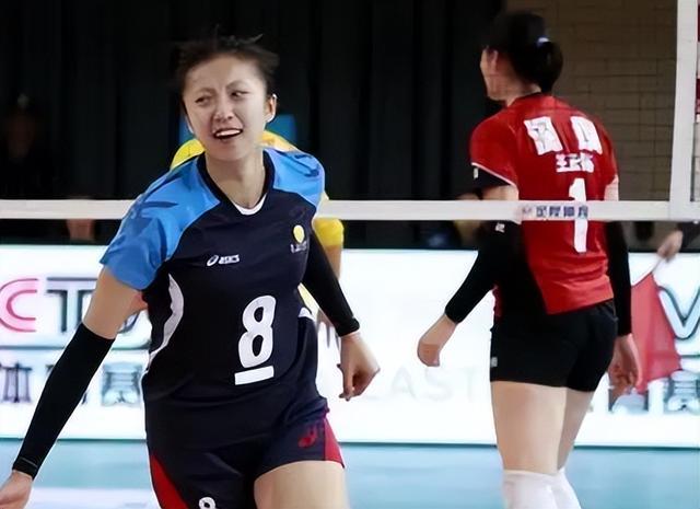 女排32岁丁霞绯闻男友曝光!比她大1岁高大帅气,球迷纷纷祝福!