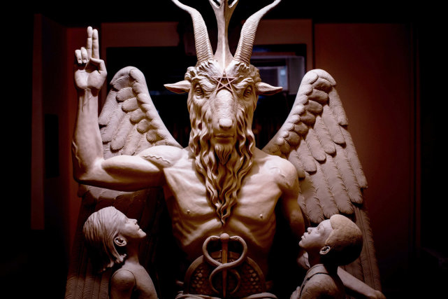 著名的羊头魔鬼baphomet,就是头长得像山羊,但是拥有人的身子.