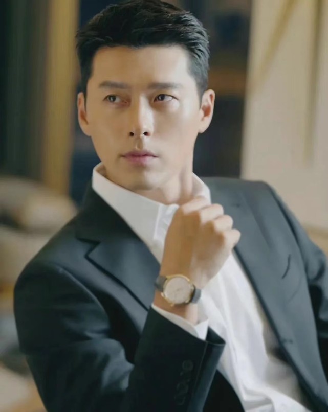 玄彬终于回归再次爆火!新剧女主太漂亮,他穿西装帅回颜值巅峰