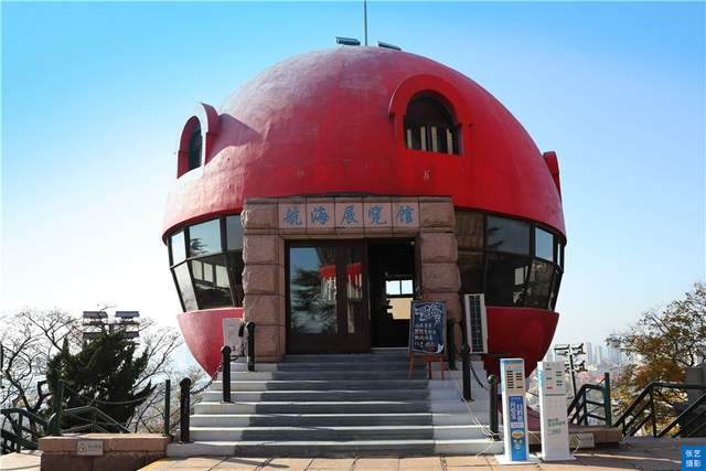 青岛有座海拔仅98米的山山顶3幢红色蘑菇楼新增网红公园