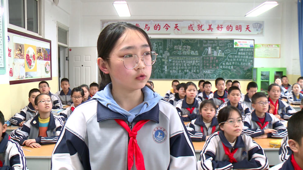 陇西县巩昌中学教师沙莹说:我们刚才了解了有关国家安全的一些知识