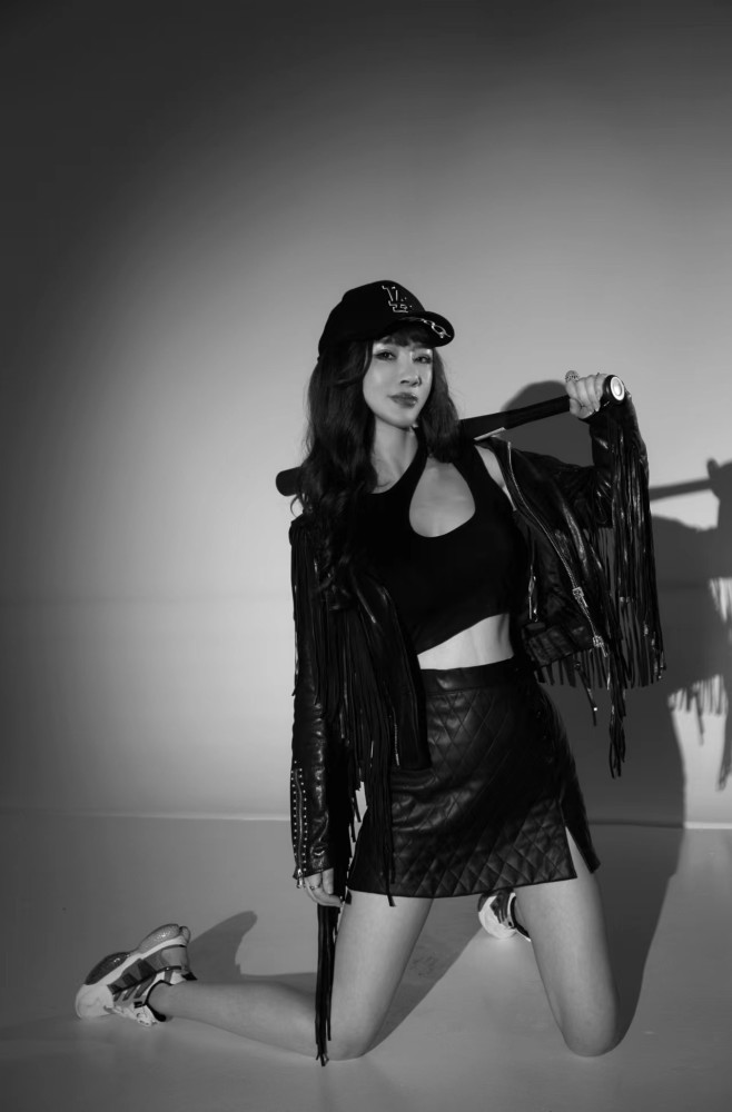 青年书法家李美妍追求艺术尽态极妍的美