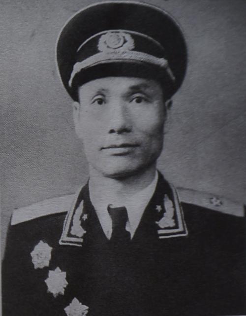 苗族中唯一一位开国将军是谁曾任南海舰队副司令员享年89岁