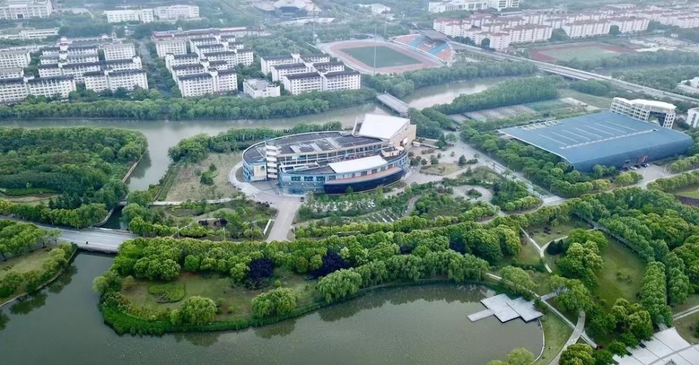 东华大学王牌专业是什么?被很多人忽略的王牌之一,关注!_腾讯新闻