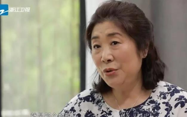 陈赫妈妈胡小玲:儿子的婚姻让我操碎心,如今我尽享天伦之乐_腾讯新闻