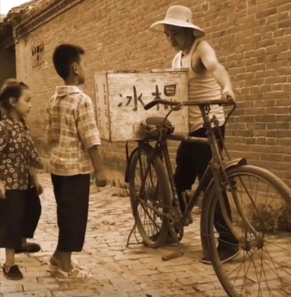 44张八十年代的老照片:能看懂的人都老了,致我们逝去的青春_腾讯新闻