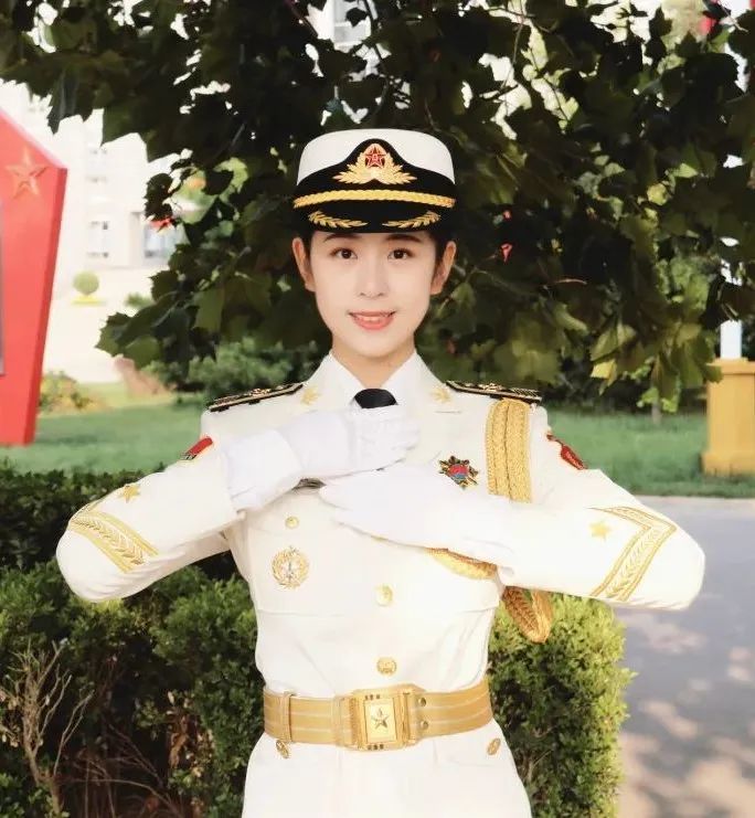 支持俄对乌特别军事行动，俄库尔干州一超市出售带“Z”图案面包