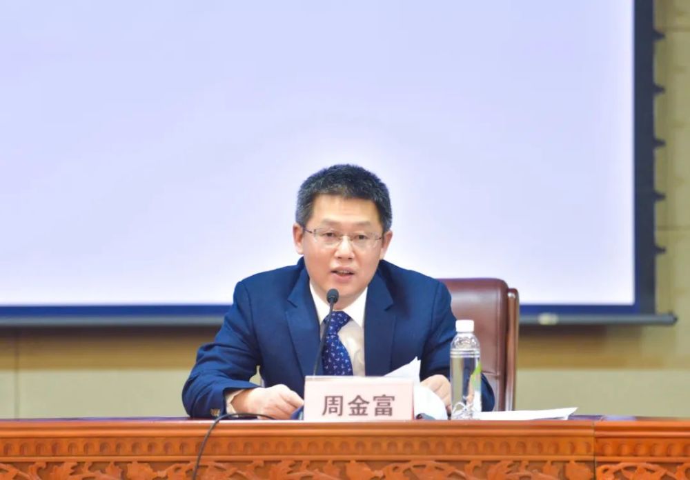 金华市委副秘书长周金富:"黄码"转"绿码"是近期我市广大市民比较关注