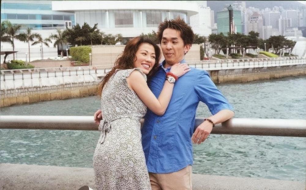 邓兆尊最穷时只有一个亿同时交3个女友不分大小55岁仍未婚