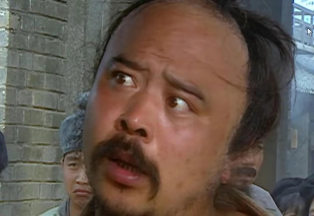 牛二在《水浒传》中虽然微不足道,但却是个十足的狠角色.