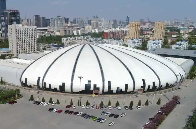 亲水体育中心健身场地被倒卖获利遇到及时举报