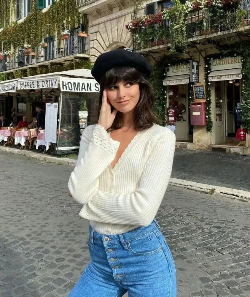 看法国女人如何用基础款穿出优雅女人味_腾讯新闻