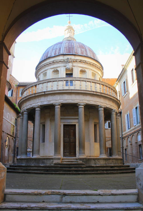 文艺复兴全盛时期建筑样式创始者布拉曼特