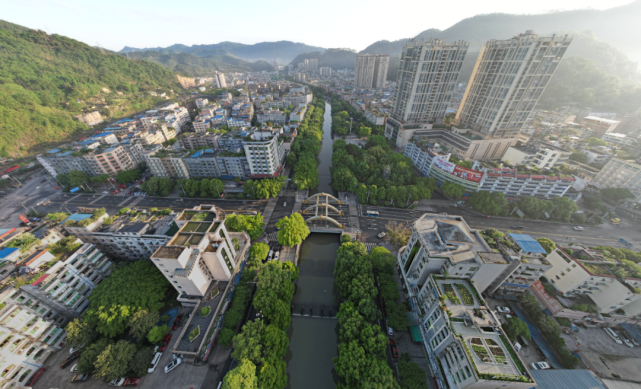 珙县巡场今天的清晨