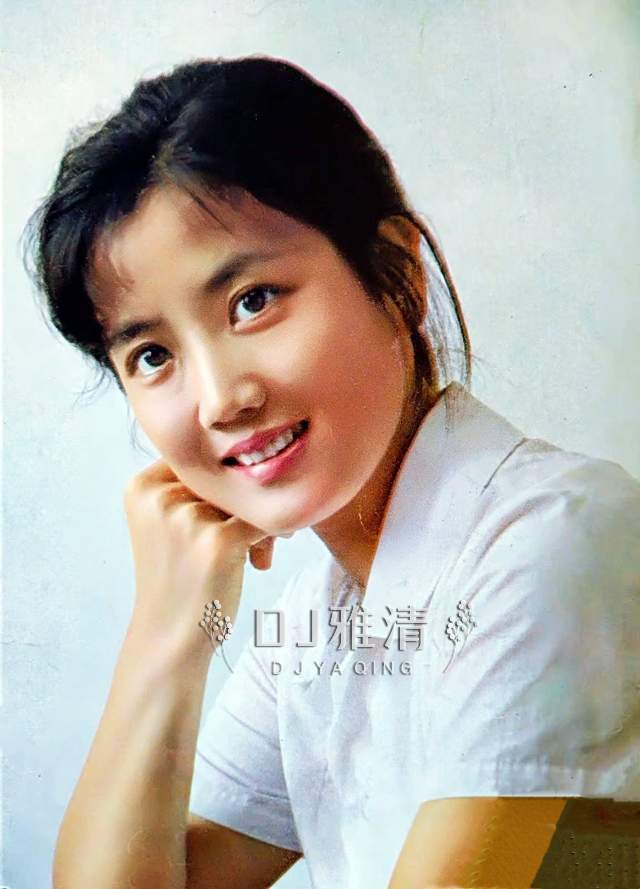 昔日女神李秀明22张精修美照欣赏秀外慧中明艳动人自强的女人最美丽