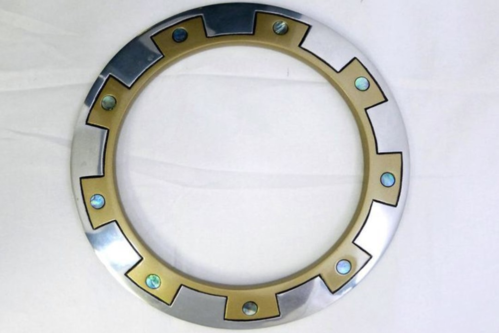 龙泉宝剑印度军人脑袋上藏兵器环刃可攻可守太刁钻