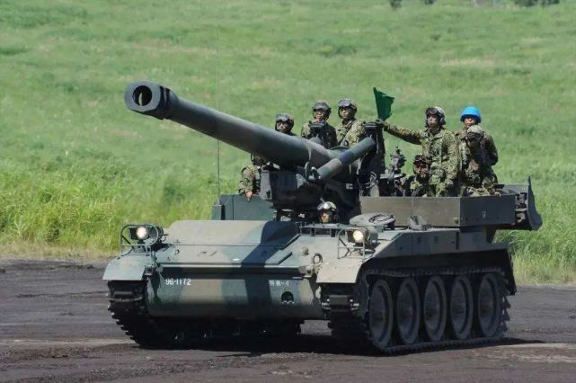 由m55演变而来,m110型自行榴弹炮的外形却毫无威武可言