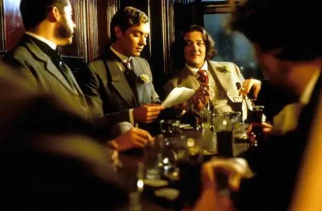 《心太羁》剧照牢狱之灾让王尔德的写作风格为之一变.