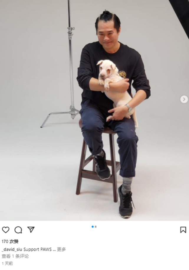 58岁邵仲衡近照,梳奇怪发型露出高发际线,已复出拍戏但拒回tvb