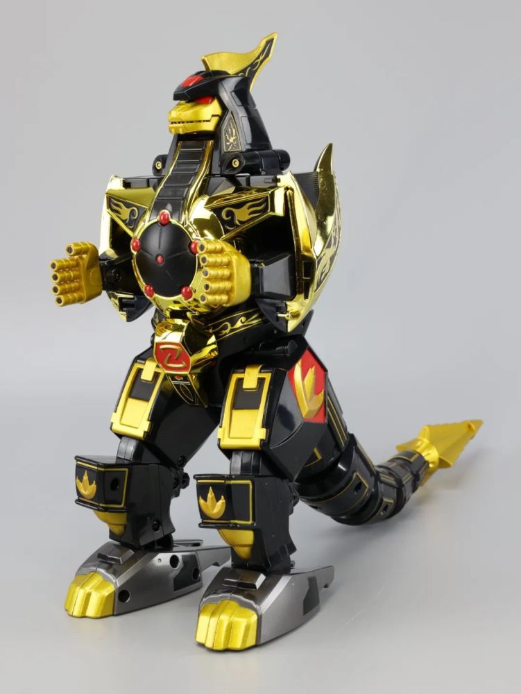 3500元的限量版恐龙战队大兽神麦克佐德黑金配色太酷了