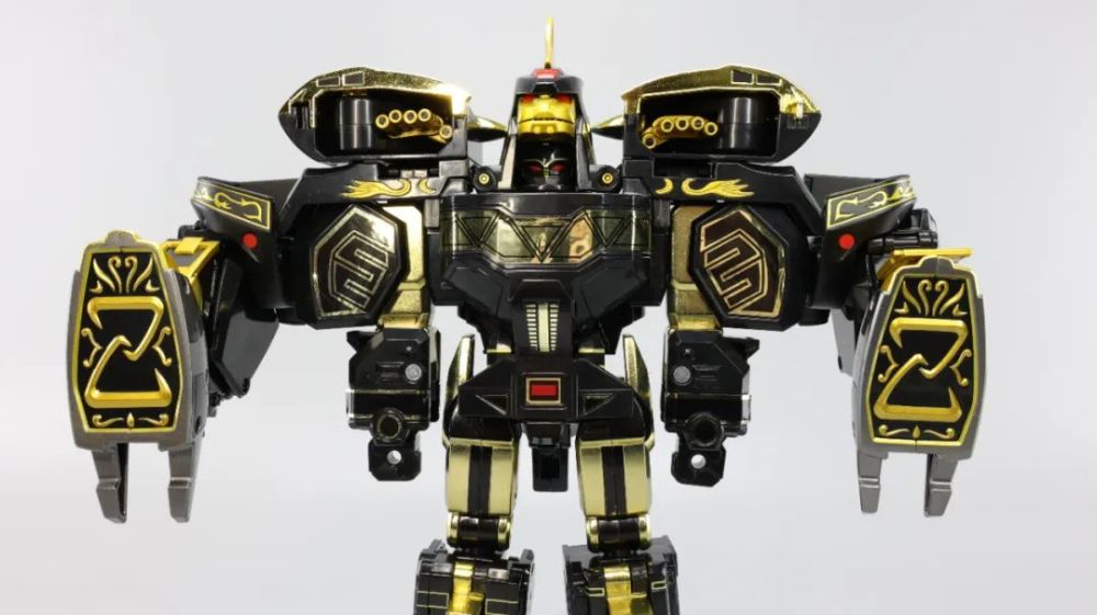 3500元的限量版恐龙战队大兽神麦克佐德黑金配色太酷了