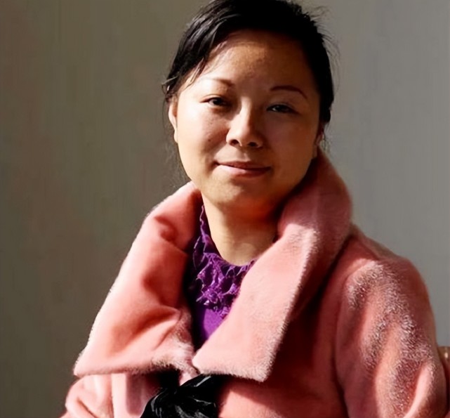 2011年女童从10楼坠落她徒手接住手臂断成三截如今怎样了