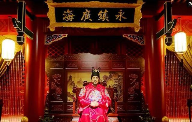 靖江王朱佐敬典型的文人作派一丁点小事就同弟弟反目成仇