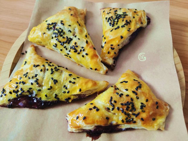 那就试试这个做法,超简单,孩子连吃4个|蓝莓派|蓝莓酱|手抓饼|蓝莓