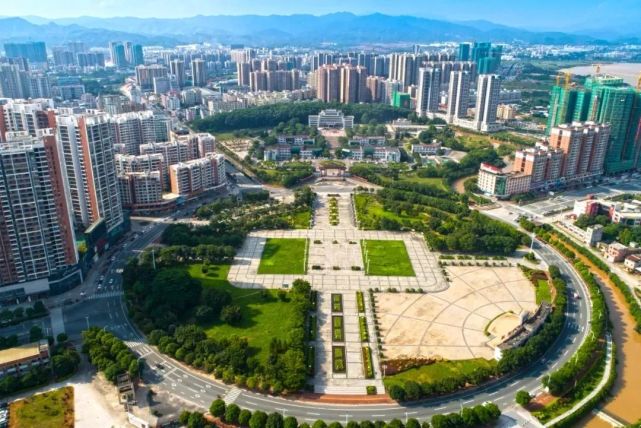 交通,商圈,公园,配套纳入河源市中心城区统筹规划!