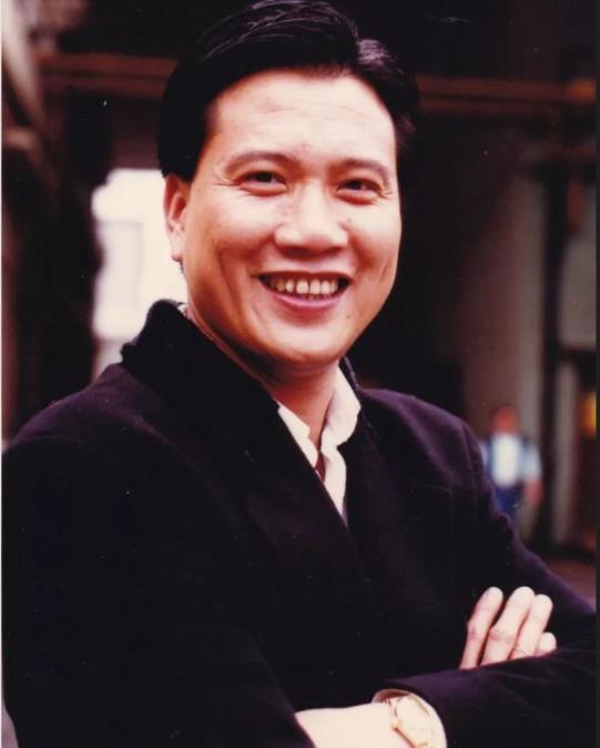 "霸气大哥"万梓良:从影帝到街头"卖丑",他真的落魄了吗?插图31