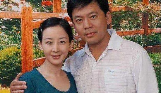 他是亮剑中的赵刚结婚几十年无绯闻妻子是我们熟悉的她