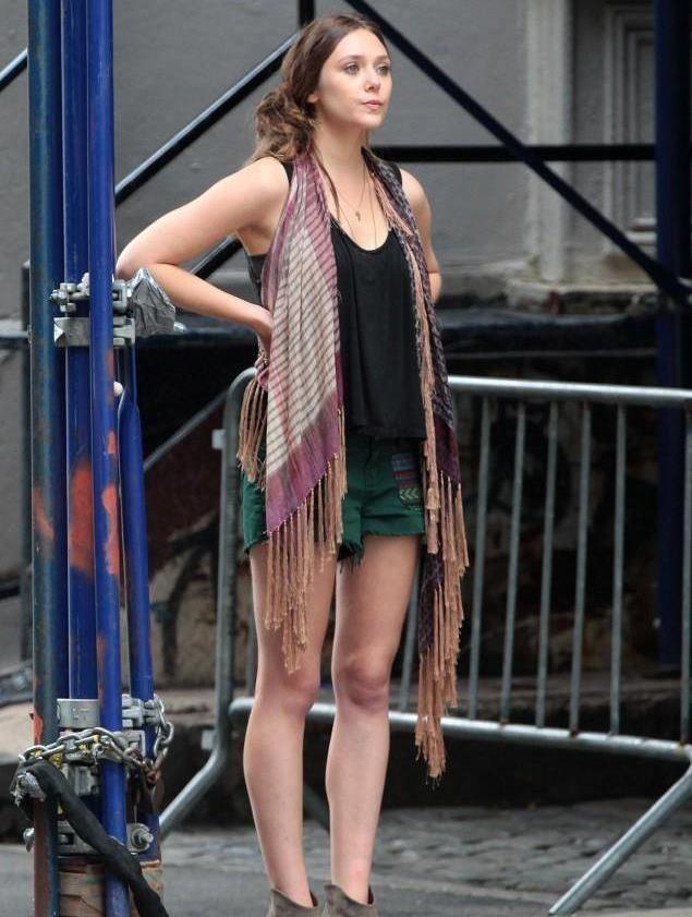 年轻时的伊丽莎白·奥尔森,坐如仙女,站似精灵,是男人都想娶她