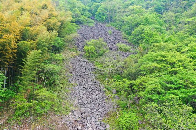 宁波发现的唯一冰川石浪