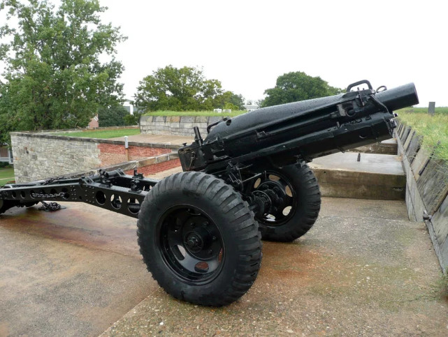 美军m1式榴弹炮,被广泛应用于二战,至今仍有存货!_腾讯新闻