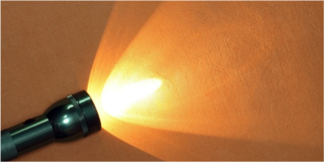 一束光照射到墙上会产生推力吗