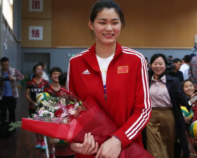 王云蕗被球迷误解!拥有主接6轮一传能力,段放杜清清是女排遗珠