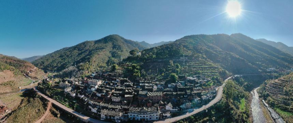 有一个彝族文化底蕴深厚的小镇——中和