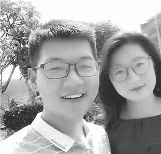 这是吴应谱向樊贞子求婚时所说的话,他们28岁,23岁,本应前程似锦,却将