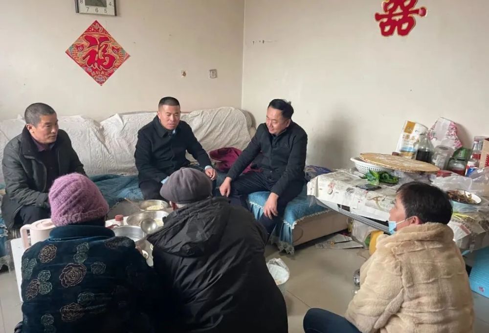喜迎二十大建功新时代劳模展风采郑洪林实干就是最好的担当