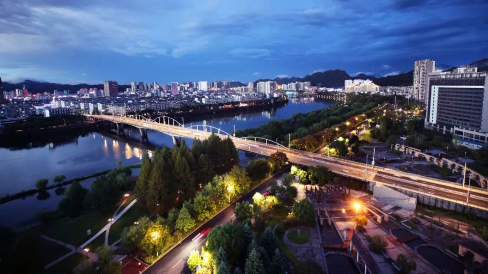 黄山市蝉联"中国摄影之乡"_腾讯新闻