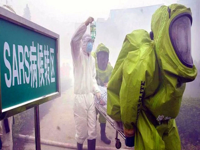 2003年令人胆寒的非典,是怎么消失的?为何新冠病毒如此难消灭?