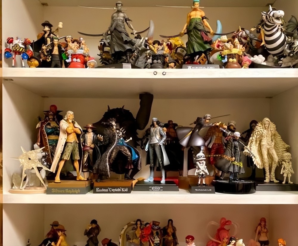 家里有矿海迷收集上百个海贼王手办