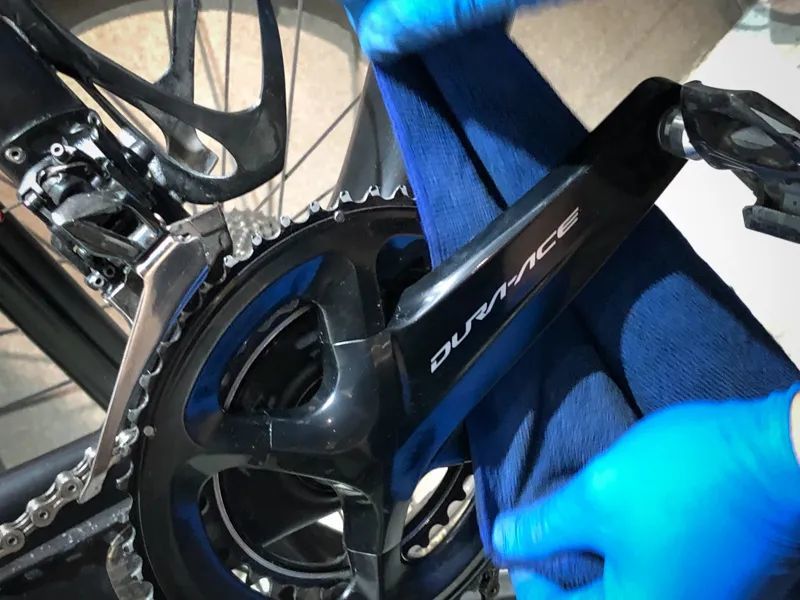 新手入门：如何清洁自行车链条