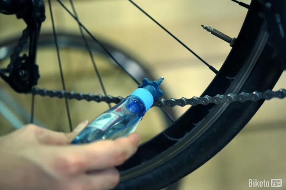 新手入门：如何清洁自行车链条