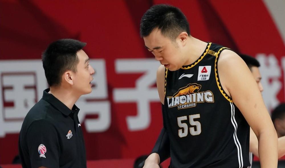 郭士强 CBA三消息：辽宁战术完全改变，易建联继续让步，张镇麟破墙而出