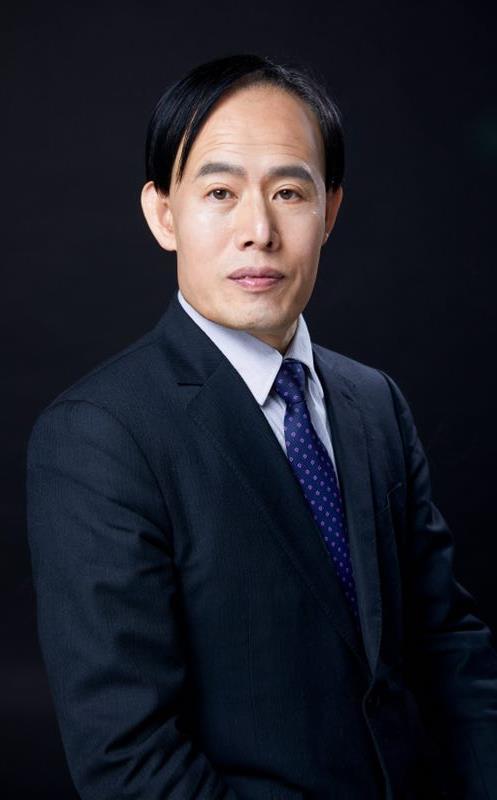 郭鑫,季春彪,付金彪,朱晓丽任金融志愿服务组 组长,服务队在天津志愿