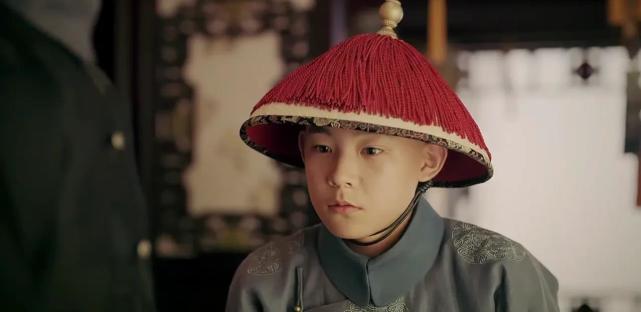 虽然年纪不大,但马启越的演戏经验却很丰富,他从2015年就开始拍戏了