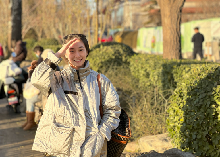 孙俪妹妹孙艳助力上海抗疫连续20多天做志愿者获北电点名夸赞